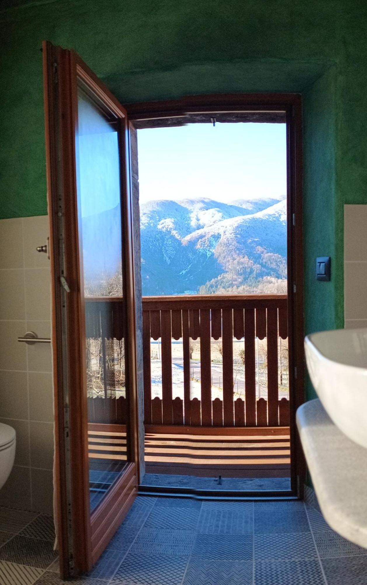 La Farie Bed & Breakfast Mediis Exterior photo