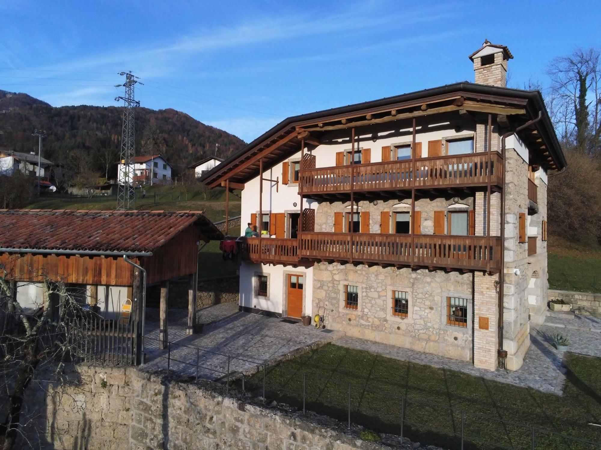 La Farie Bed & Breakfast Mediis Exterior photo