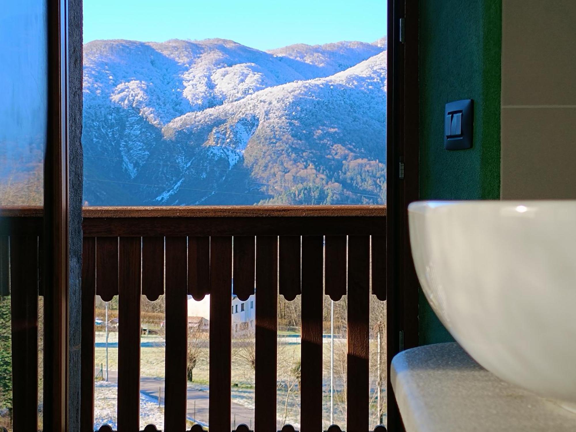 La Farie Bed & Breakfast Mediis Exterior photo